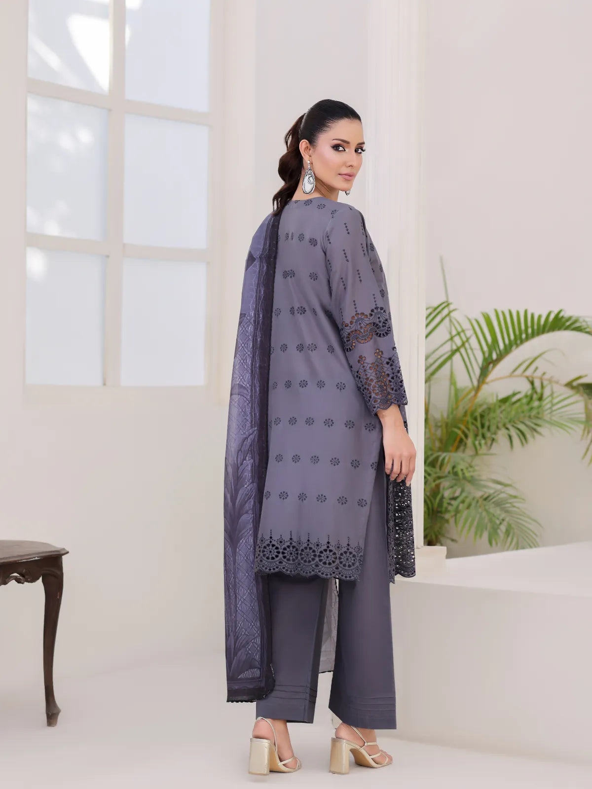 3Pc ChickenKaari Unstitched Suit Lawn Dark Grey - OCBL3P-6434-A