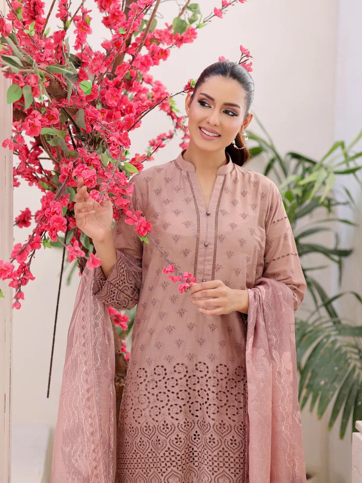 3Pc ChickenKaari Unstitched Suit Lawn Pink - OCBL3P-6433-A