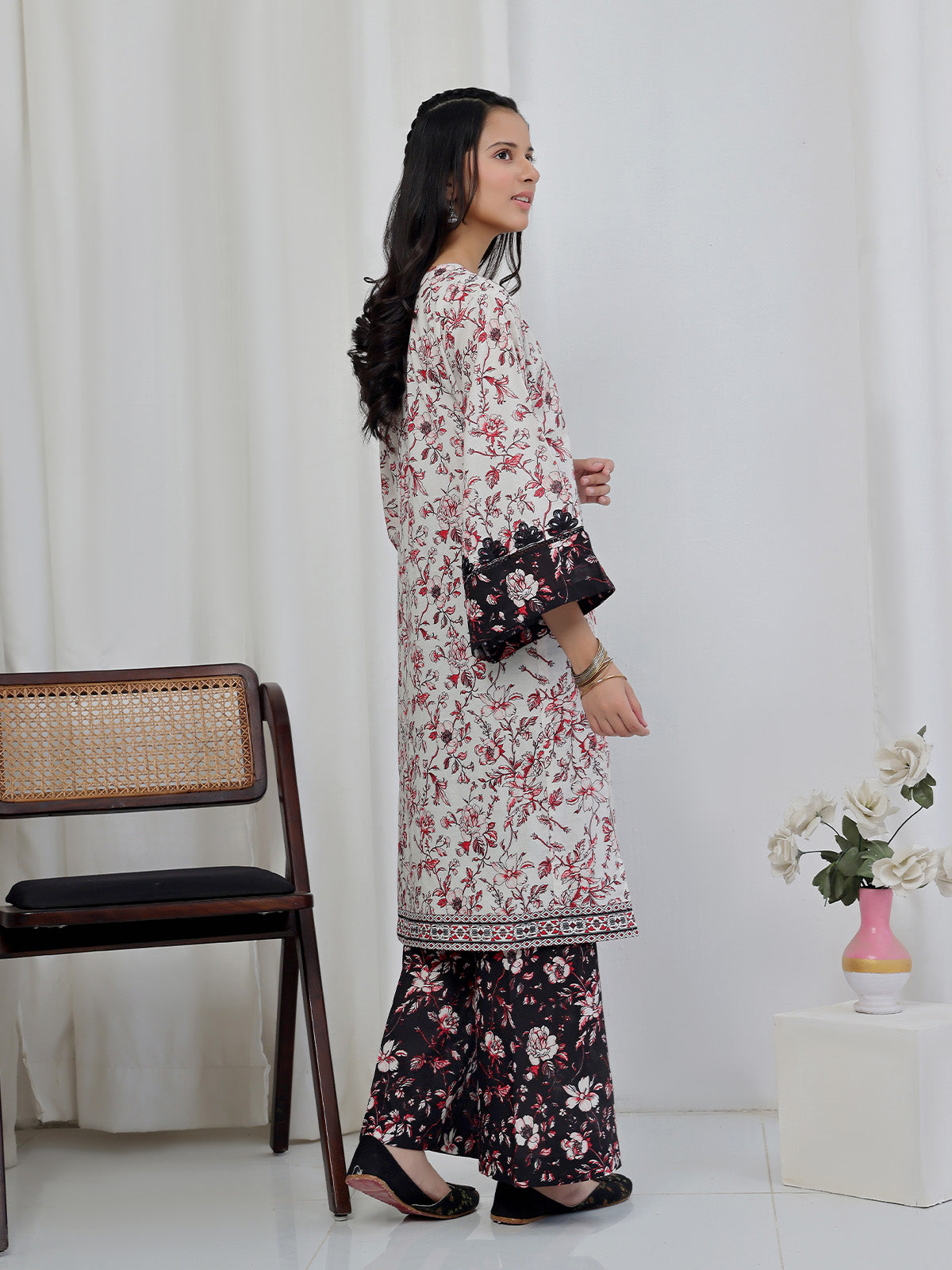 2Pc Embroidered Pret Shirt & Trouser Lawn Red & Black - OGE2P-2506015