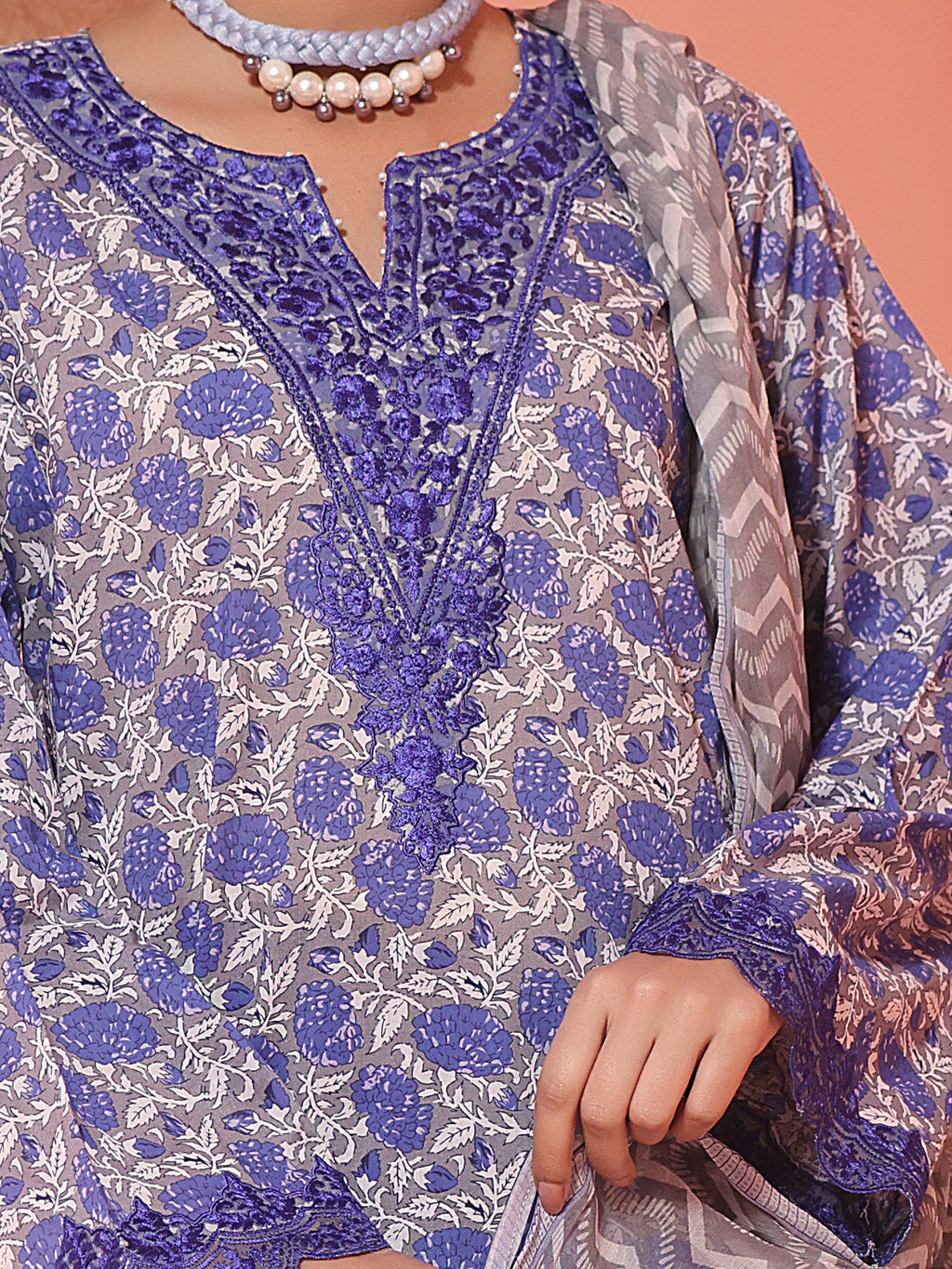3Pc Embroidered Unstitched Lawn Grey & Blue - OLEC3P-6140-A