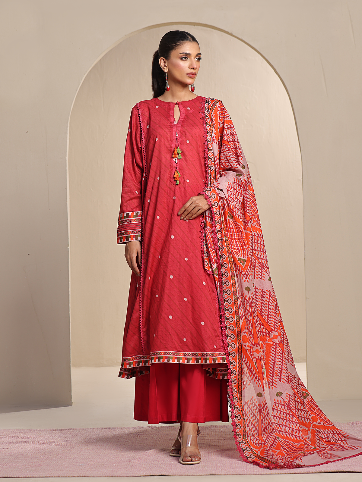 2Pc Printed Unstitched Lawn Maroon - OL2P-6212-A-1