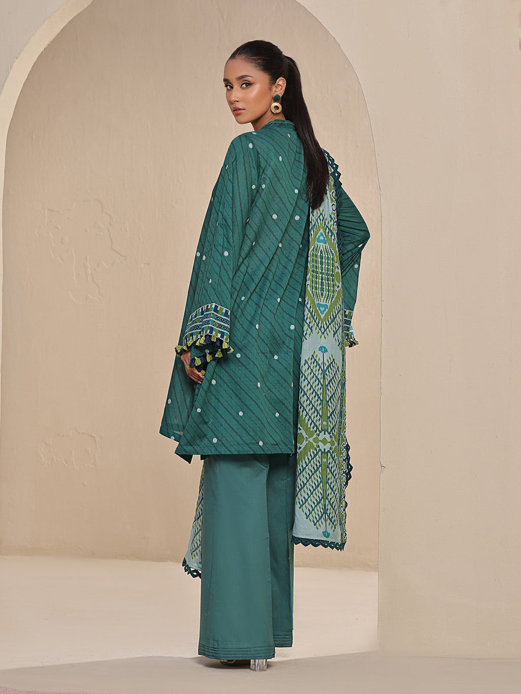 2Pc Printed Unstitched Lawn Dark Green - OL2P-6212-B-1