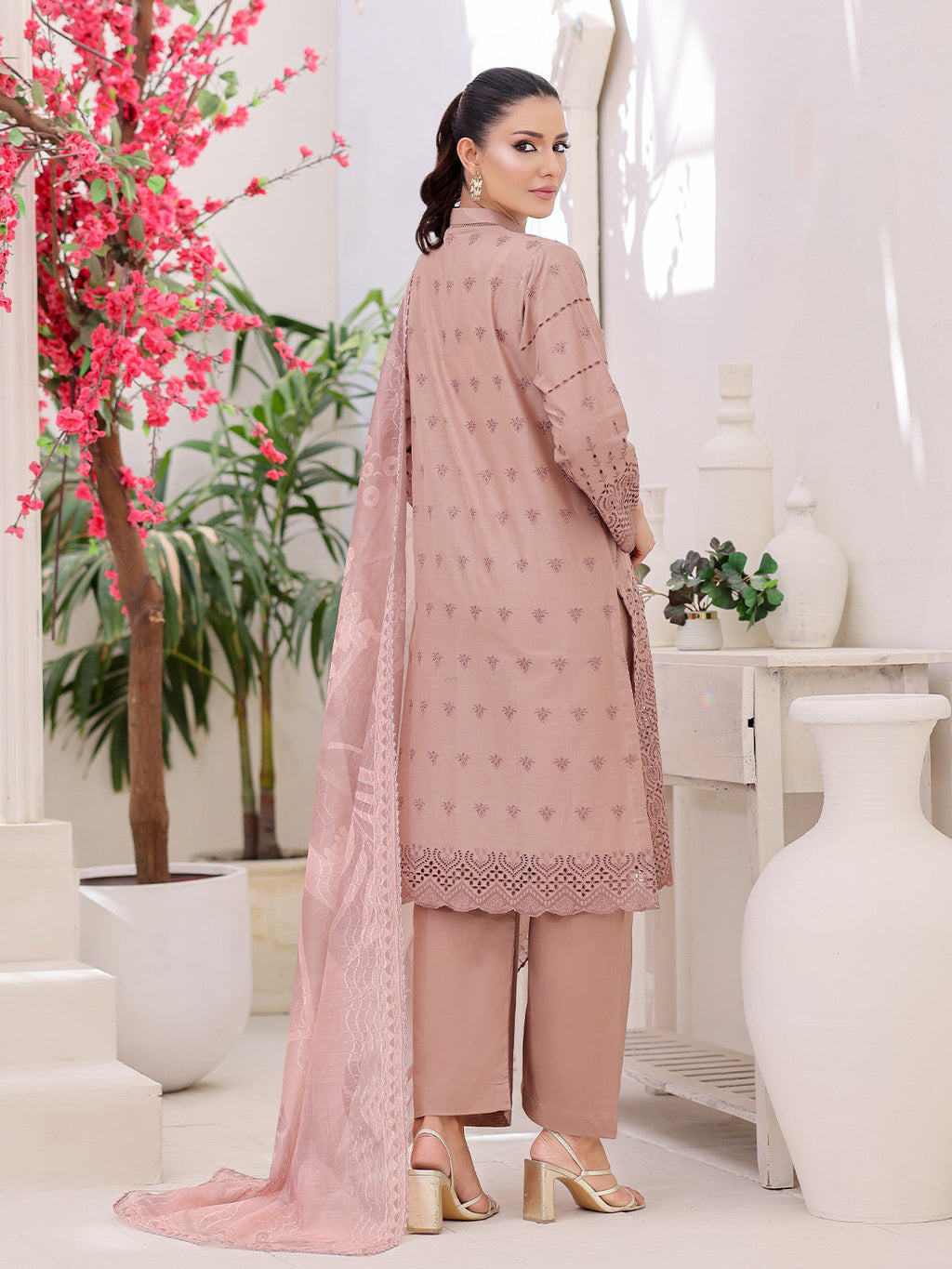 3Pc ChickenKaari Pret Suit Lawn Light Brown - OWE3P-2601014