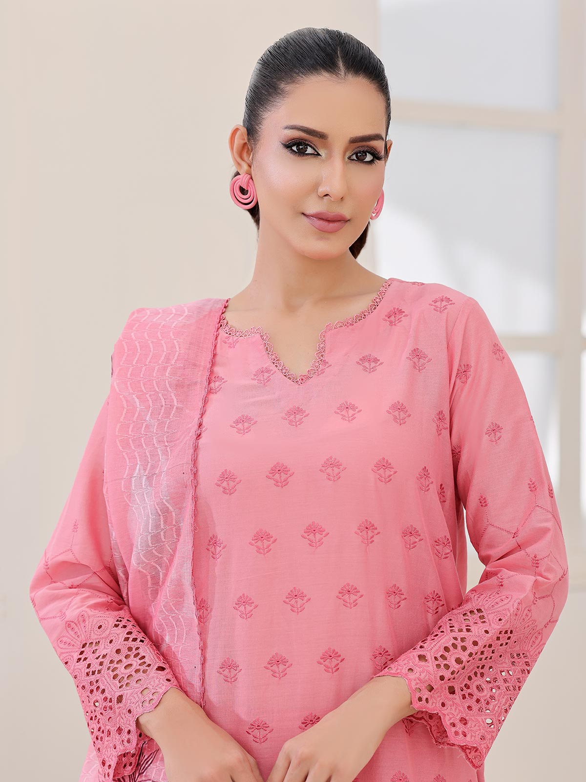 3Pc ChickenKaari Pret Suit Lawn Pink - OWE3P-2601016