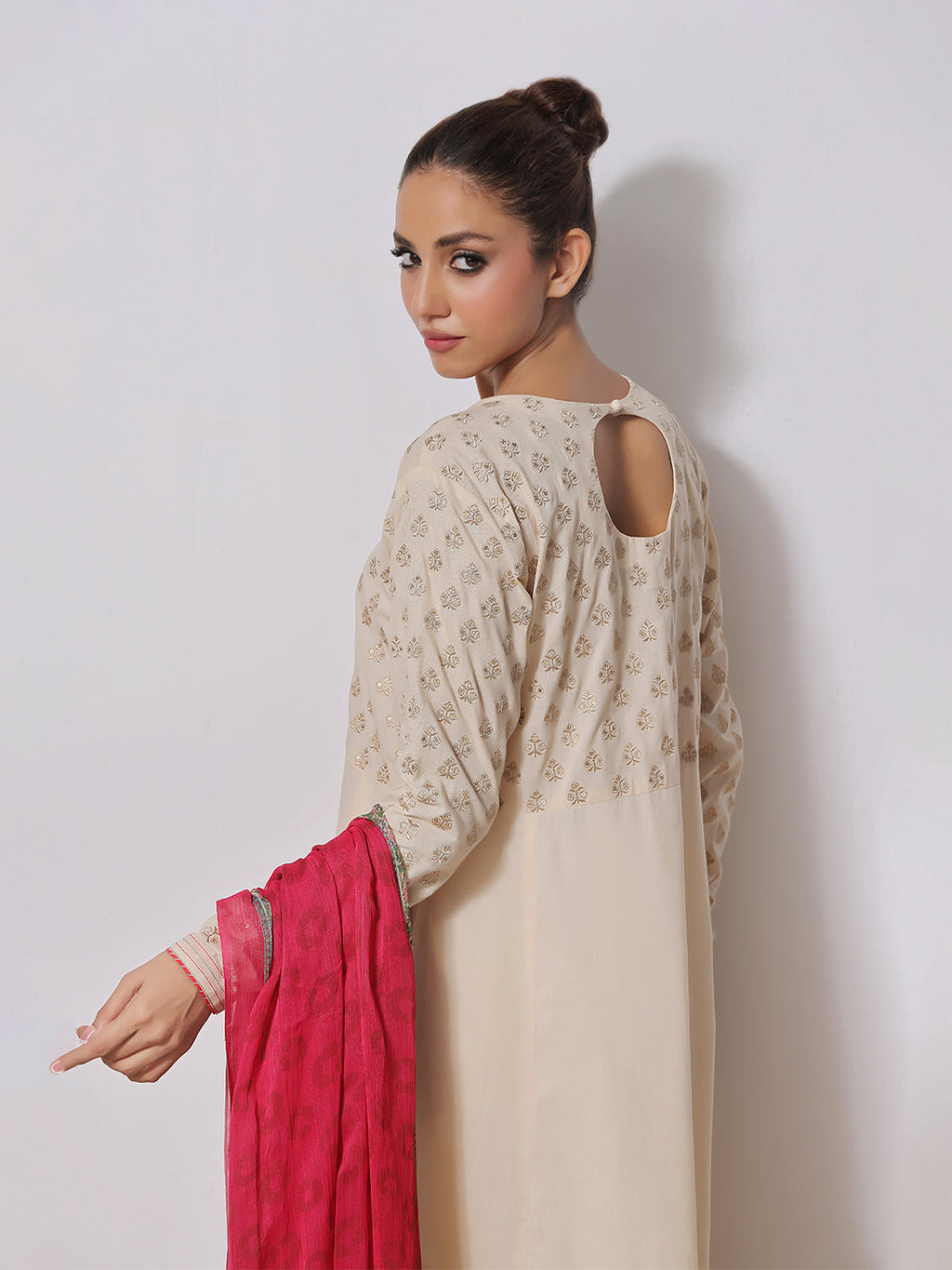 3Pc Embroidered Suit Pret Lawn Off White - OWE3PG-2310022