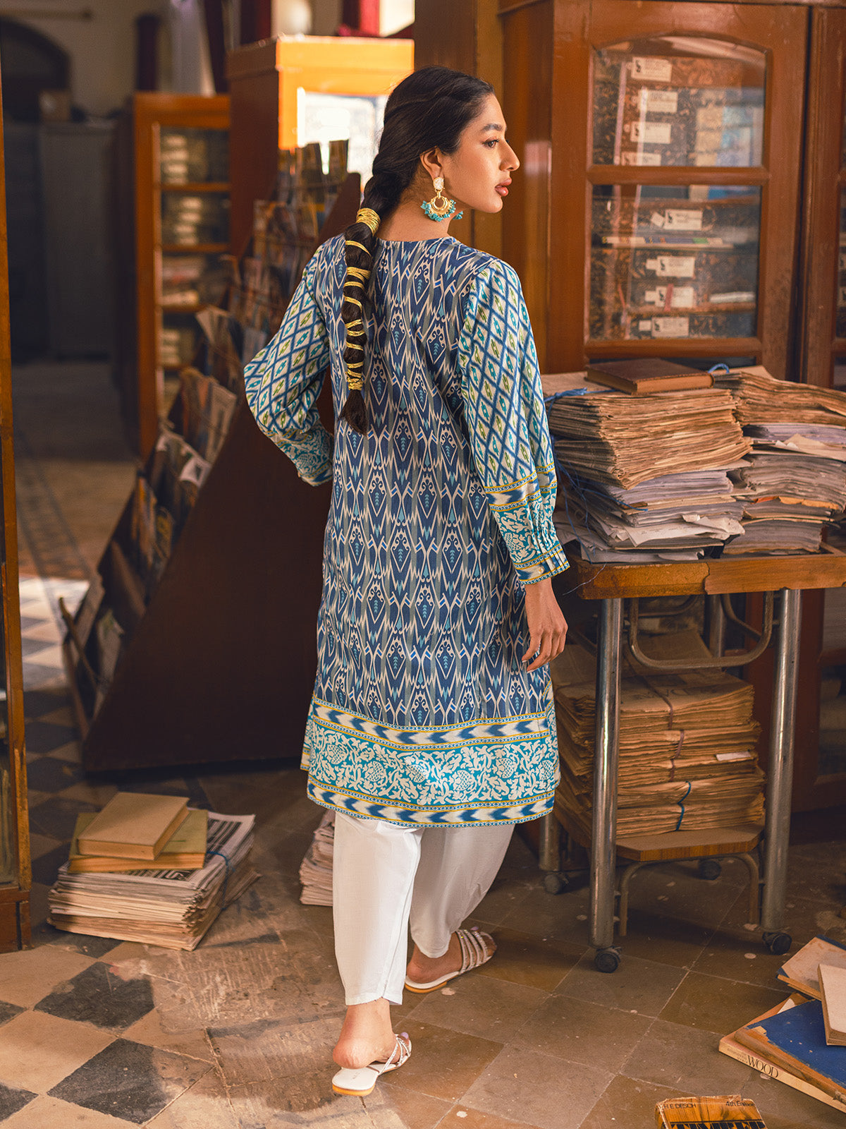 1Pc Embroidered Pret Kurti Lawn Blue - OWEKT-2302030