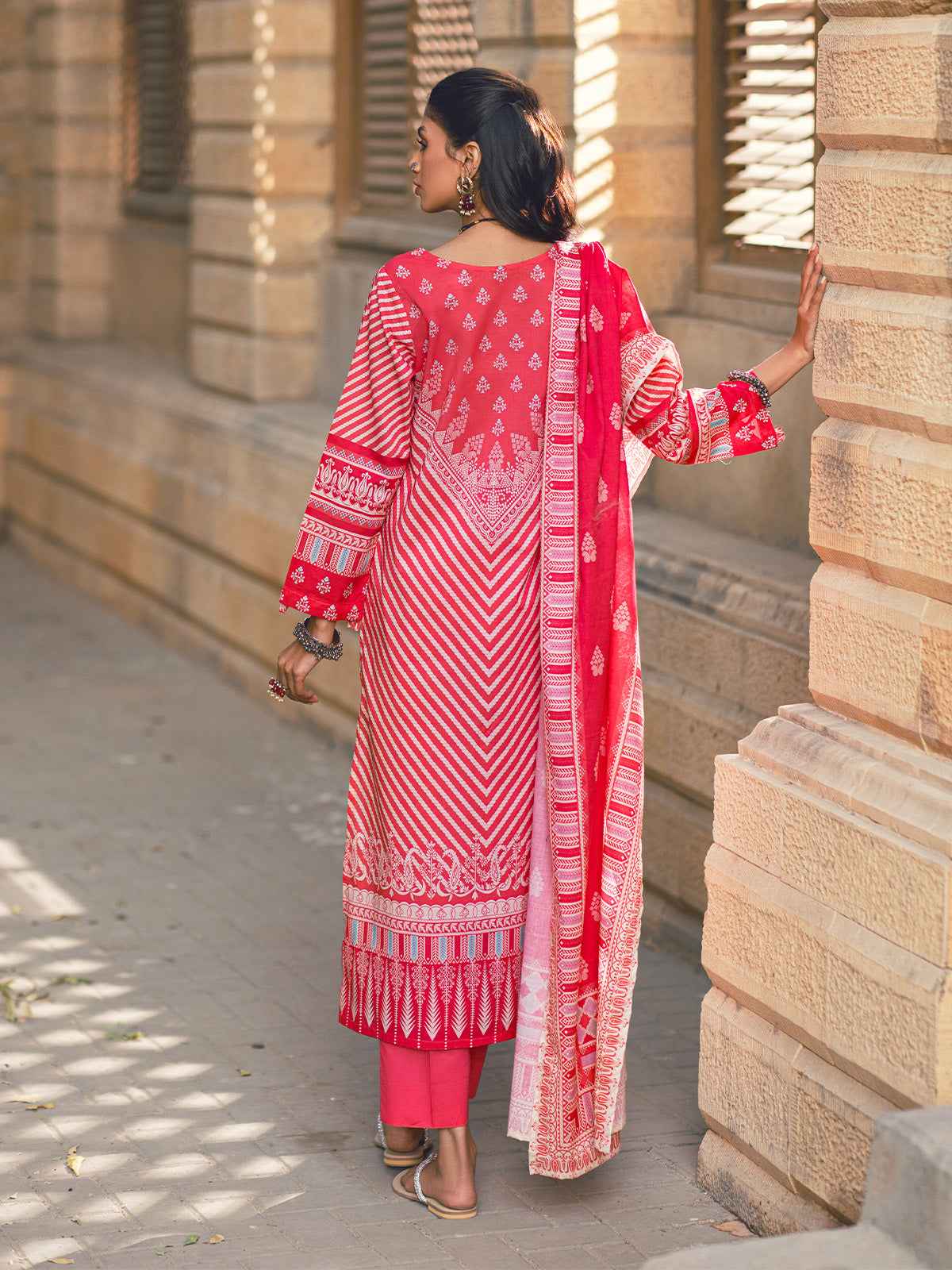2Pc Printed Pret Shirt Dupatta Lawn Pink - OW2P-2302010