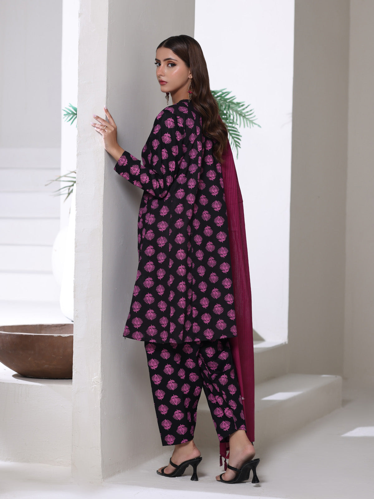 3Pc Screen Print Pret Suit Cambric Black & Magenta - OW3P-2508015