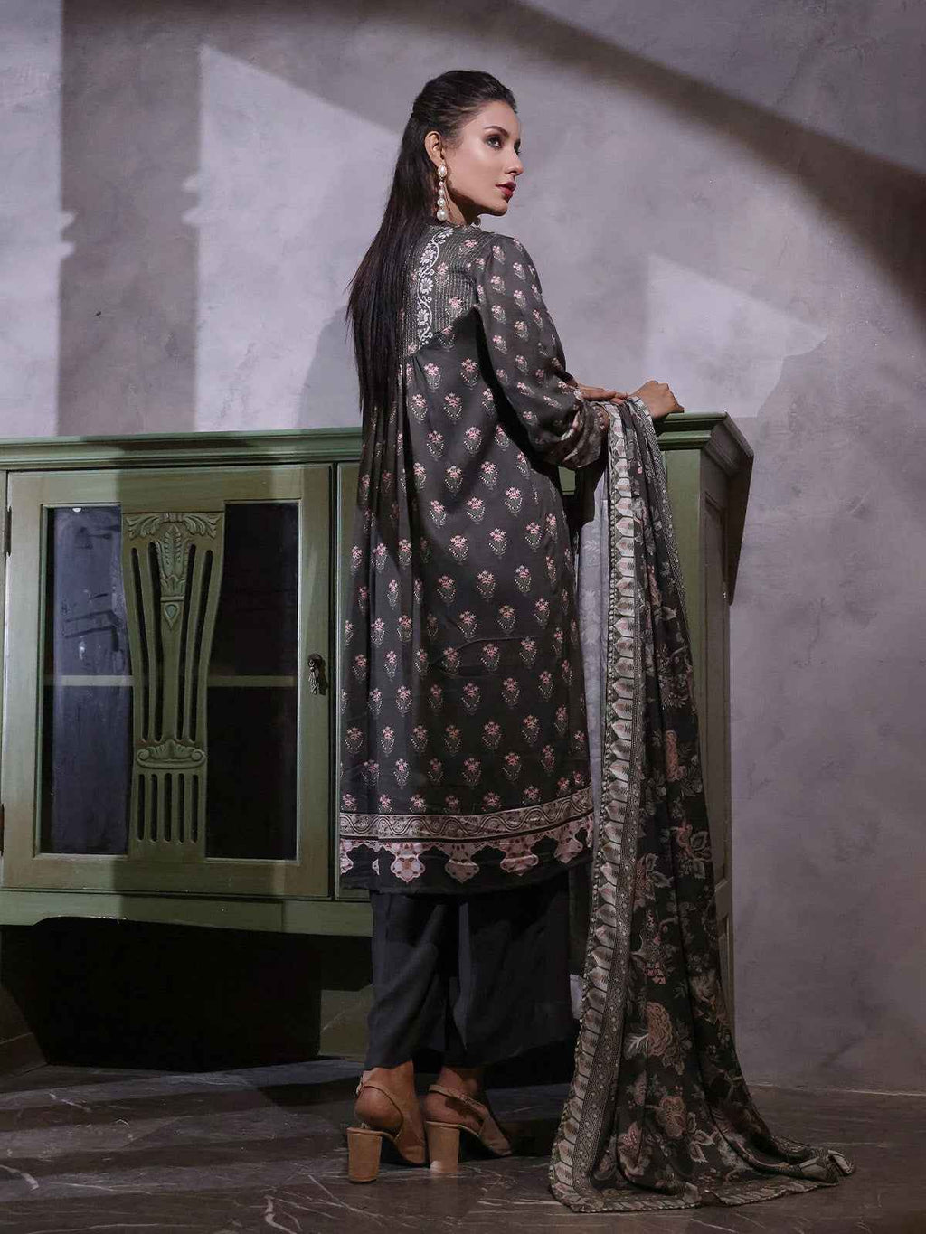 2Pc Printed Pret Shirt Dupatta Linen Charcoal - OWL2P-2209021