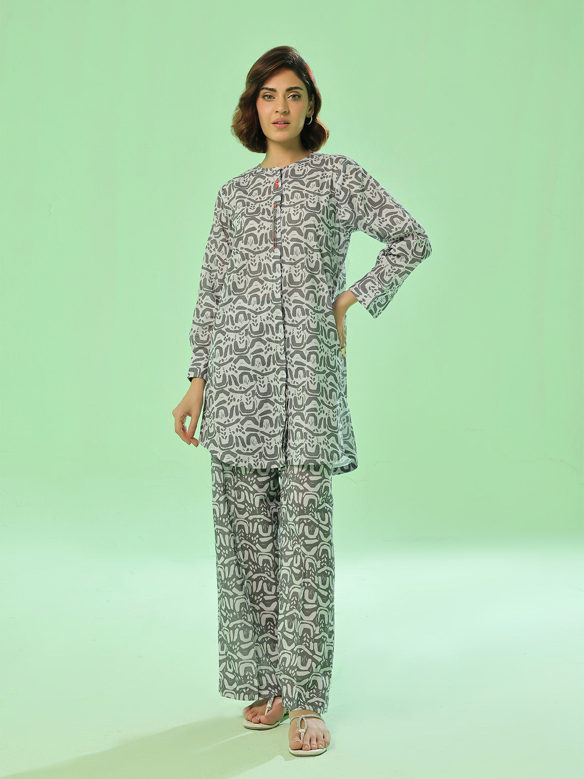 2Pc Printed Pret Shirt Trouser Lawn Light Grey - OW2P-2505021