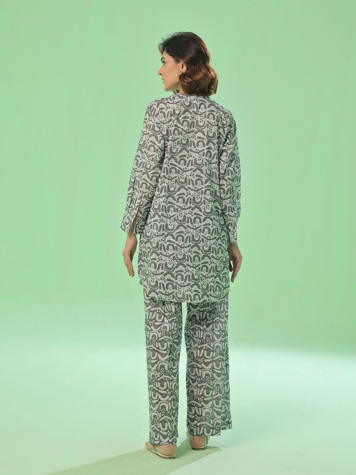 2Pc Printed Pret Shirt Trouser Lawn Light Grey - OW2P-2505021
