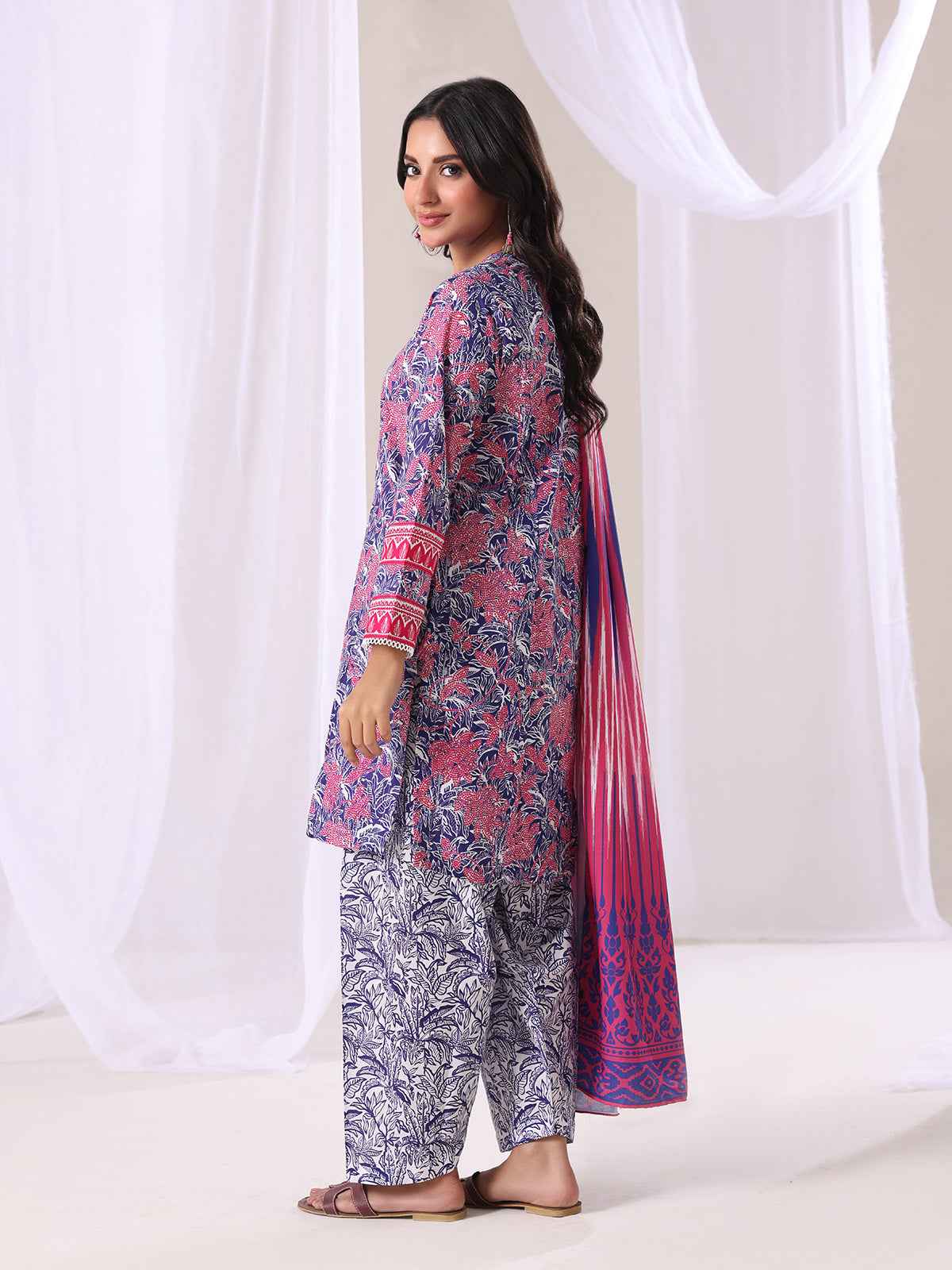 3Pc Printed Pret Suit Lawn Navy Blue - OW3P-2505015