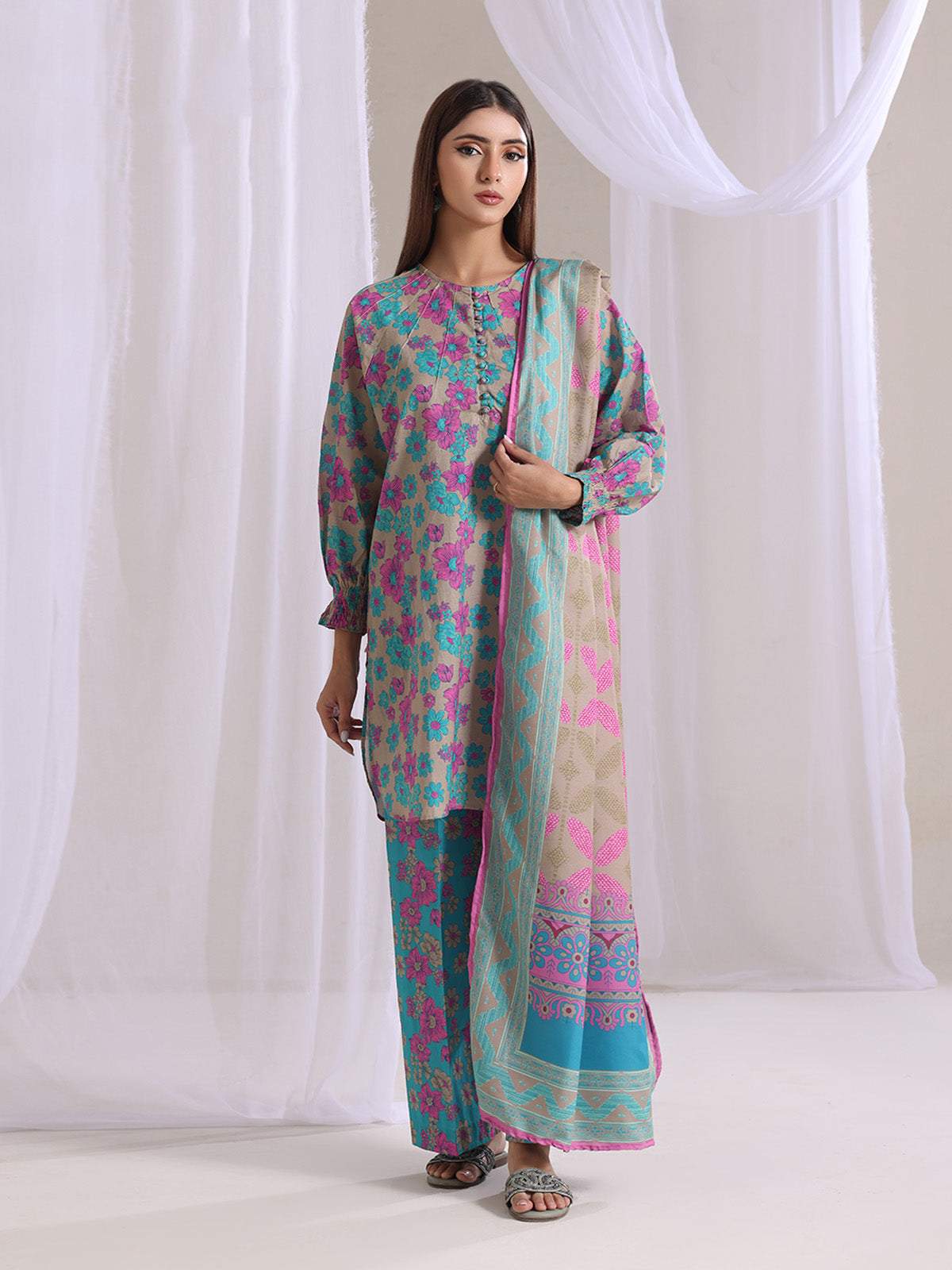 3Pc Printed Pret Suit Lawn Grey & Green - OW3P-2505005