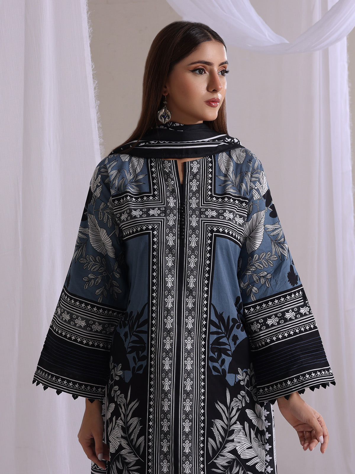 3Pc Printed Pret Suit Lawn Grey - OW3P-2505012