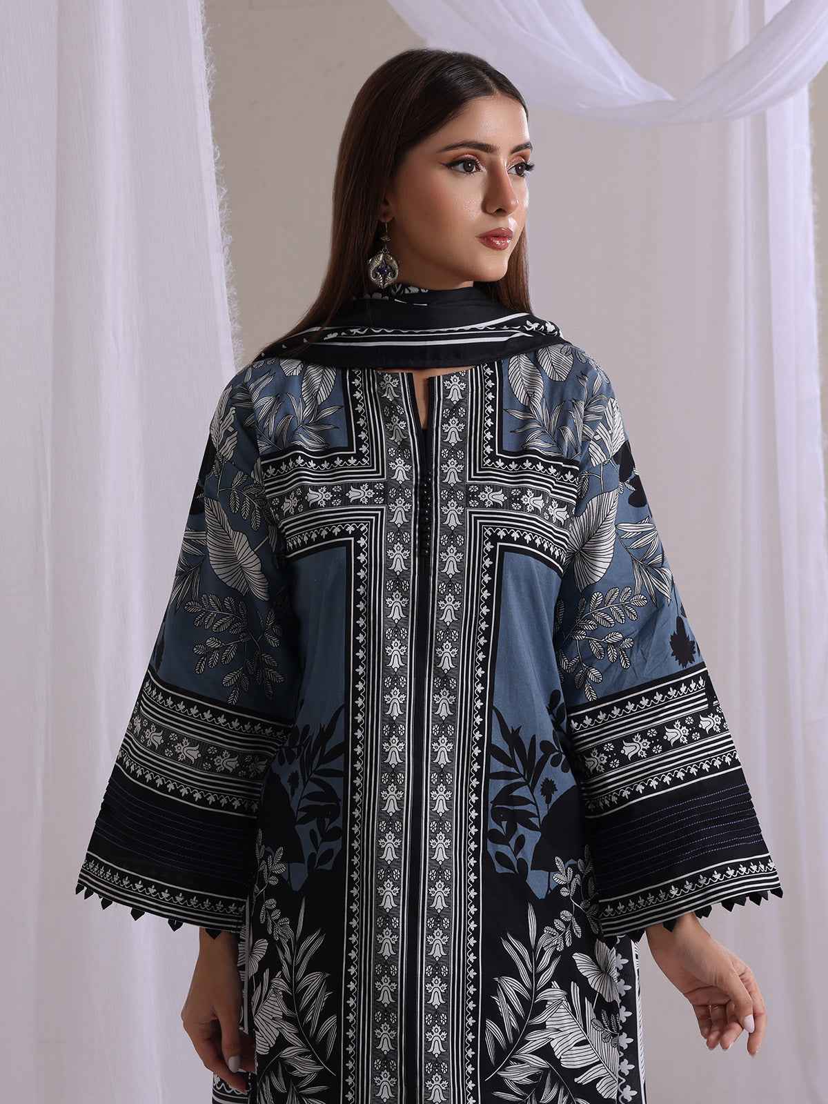 3Pc Printed Pret Suit Lawn Grey - OW3P-2505012