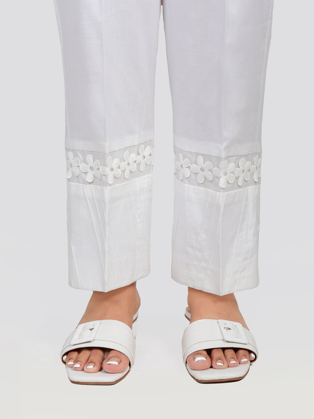 Women White Cambric Trouser - OWSP-2206038