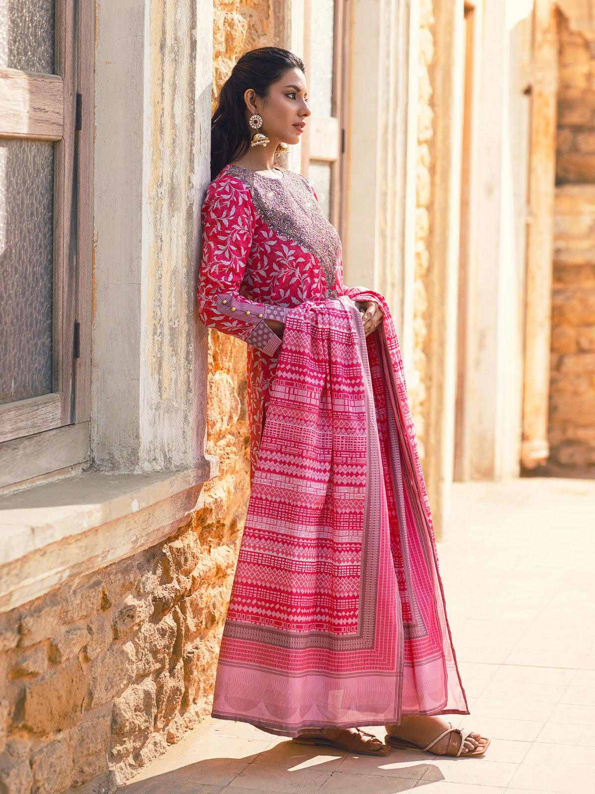 3Pc Embroidered Unstitched Lawn Pink - OLE3P-6045-A