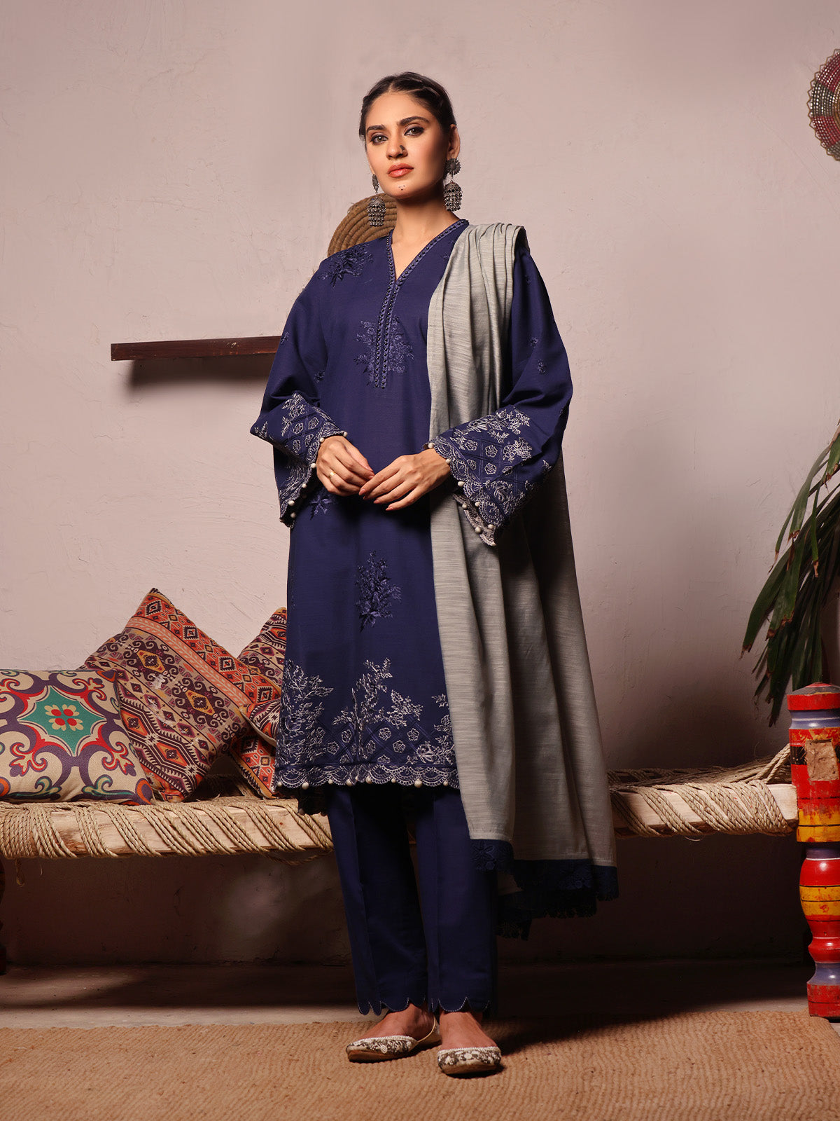 3Pc Embroidered Unstitched Khaddar Navy Blue - OWEKH3P-6262-A