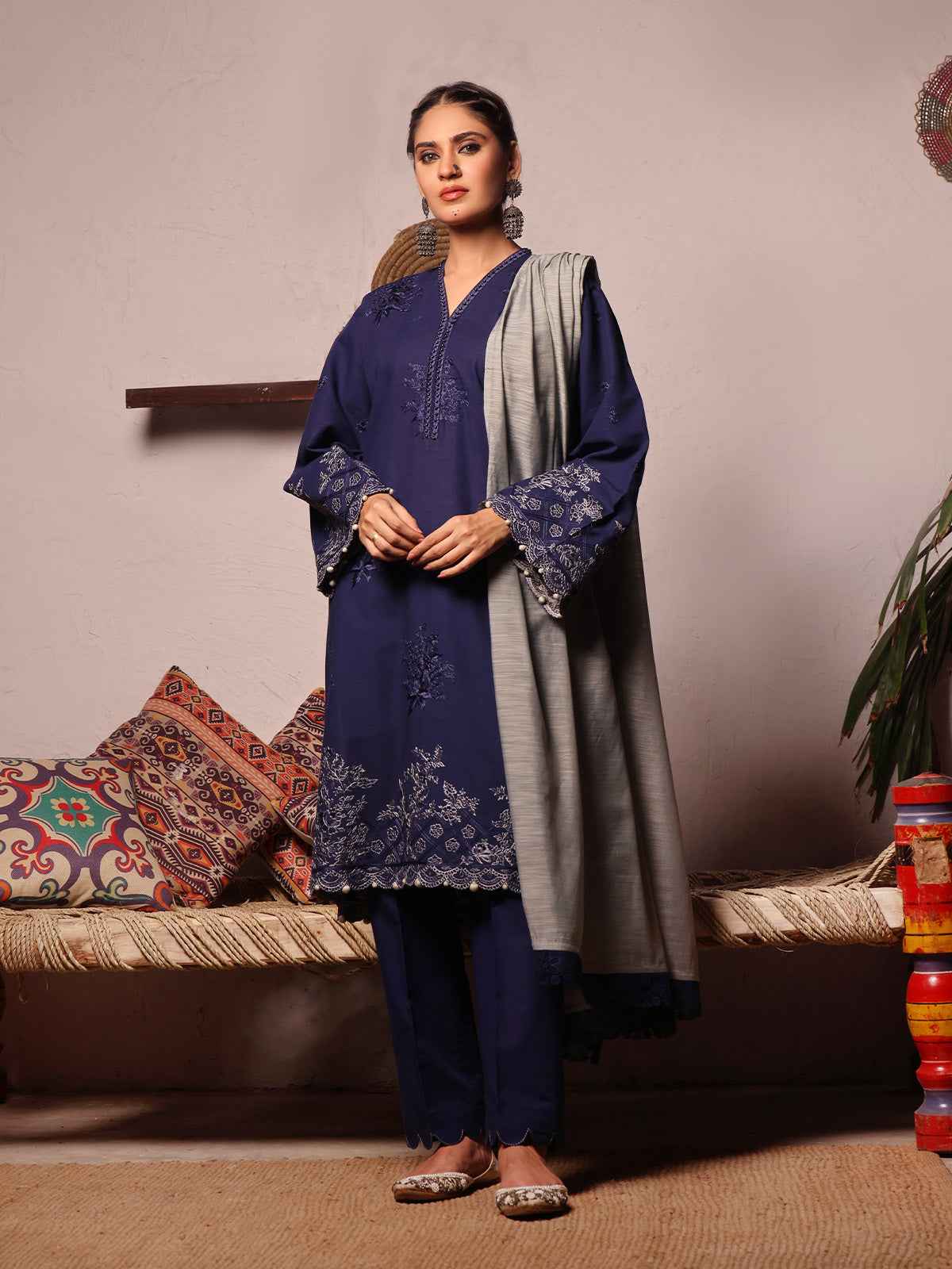 3Pc Embroidered Unstitched Khaddar Navy Blue - OWEKH3P-6262-A