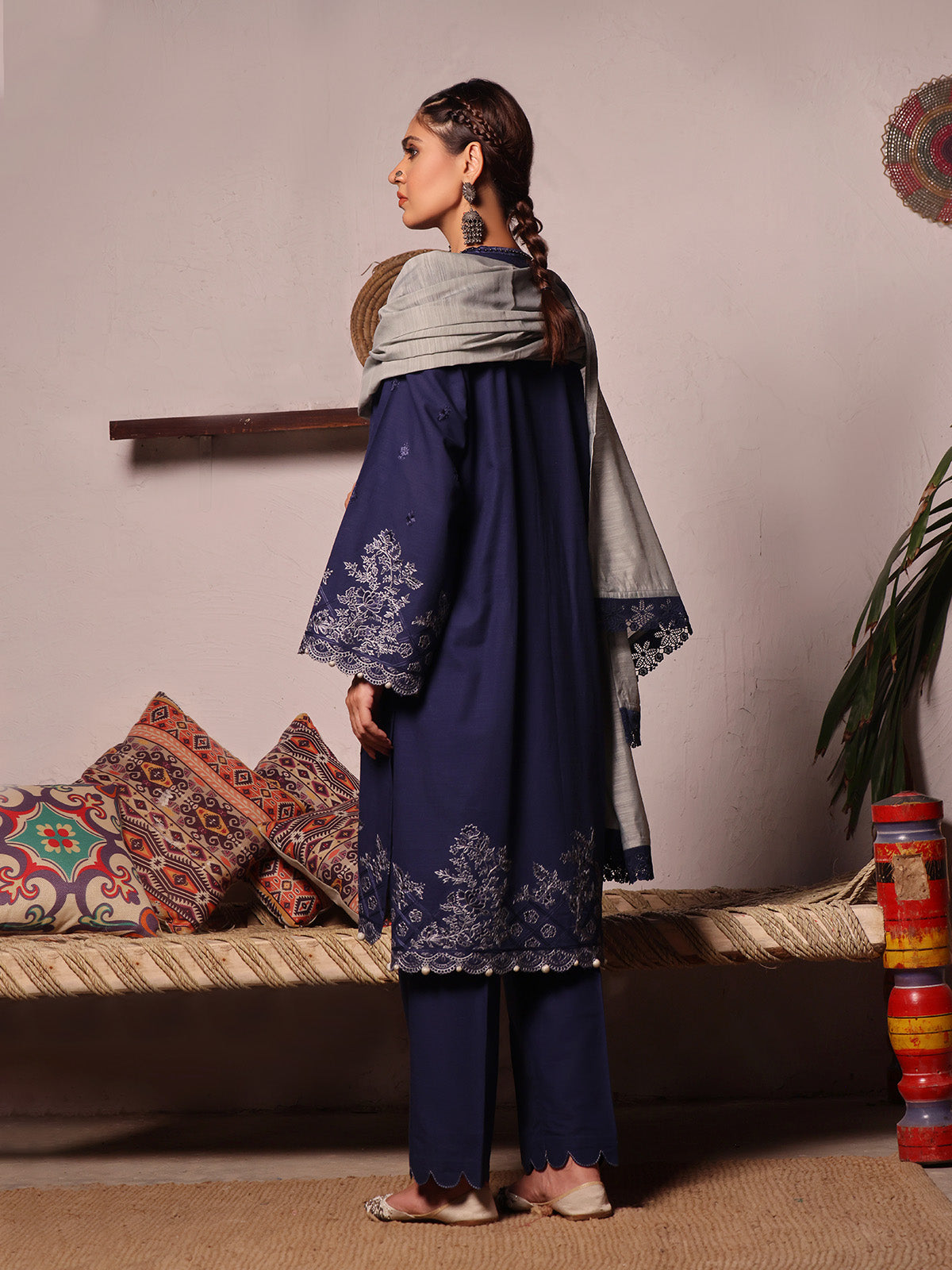 3Pc Embroidered Unstitched Khaddar Navy Blue - OWEKH3P-6262-A