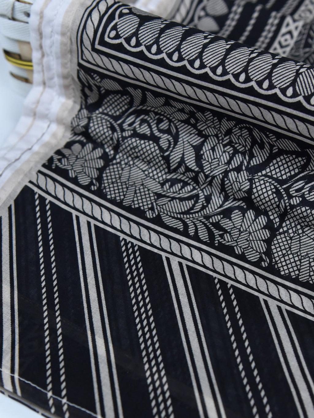 1Pc Printed Pret Dupatta Lawn Dark Grey - OWDT-2411037