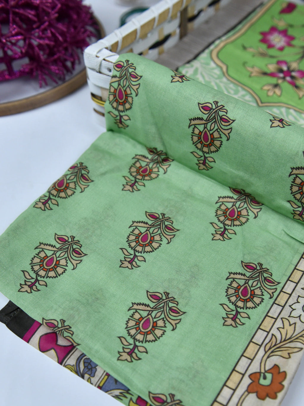1Pc Printed Pret Dupatta Lawn Green - OWDT-2411037