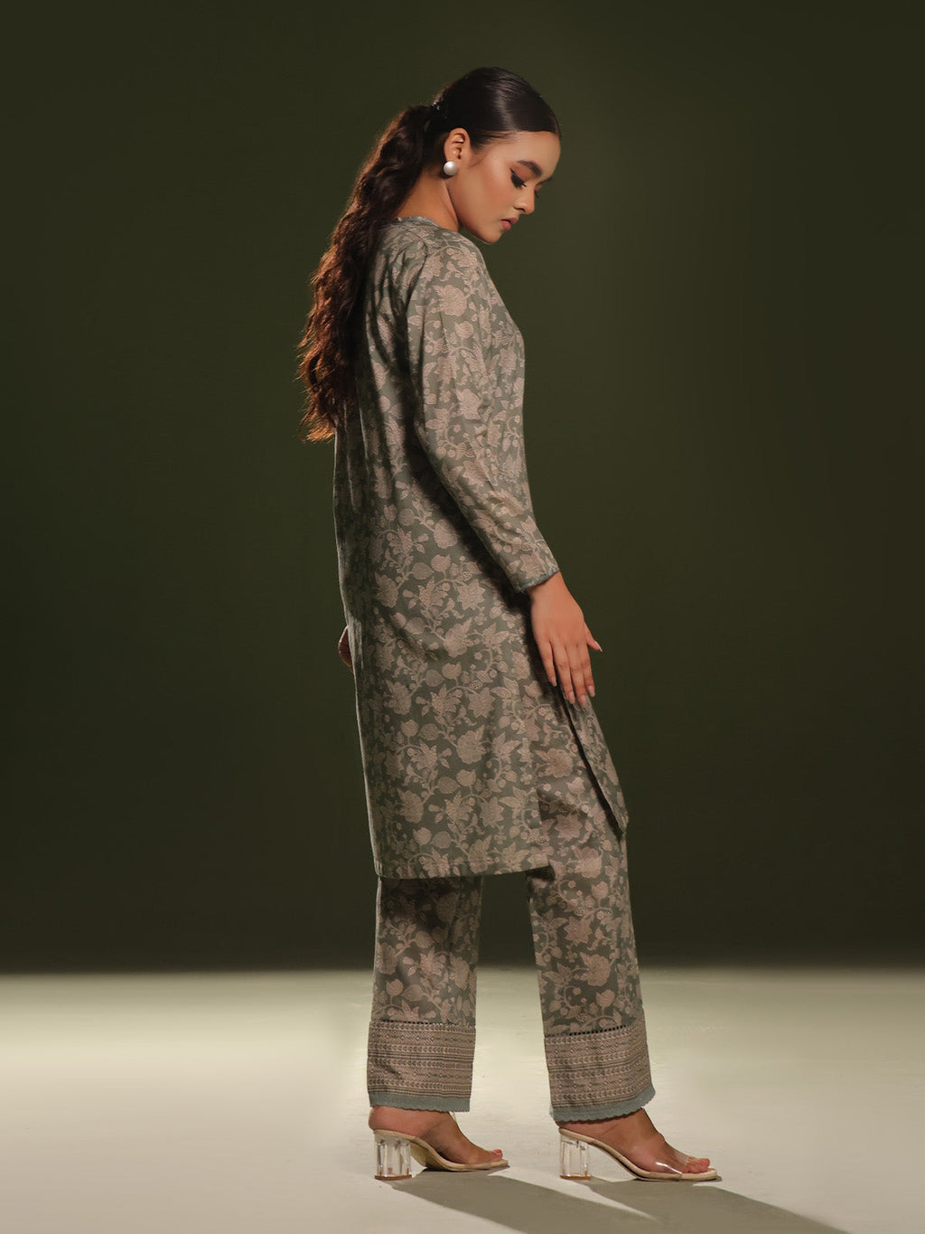 2Pc Printed Unstitched Cambric Green - OC2PT-6271-A