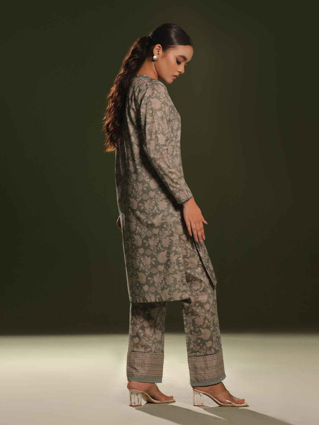 2Pc Printed Unstitched Cambric Green - OC2PT-6271-A