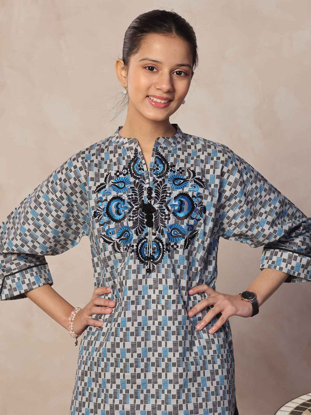 2Pc Embroidered Pret Shirt & Trouser Lawn Grey & Blue - OGE2P-2412058