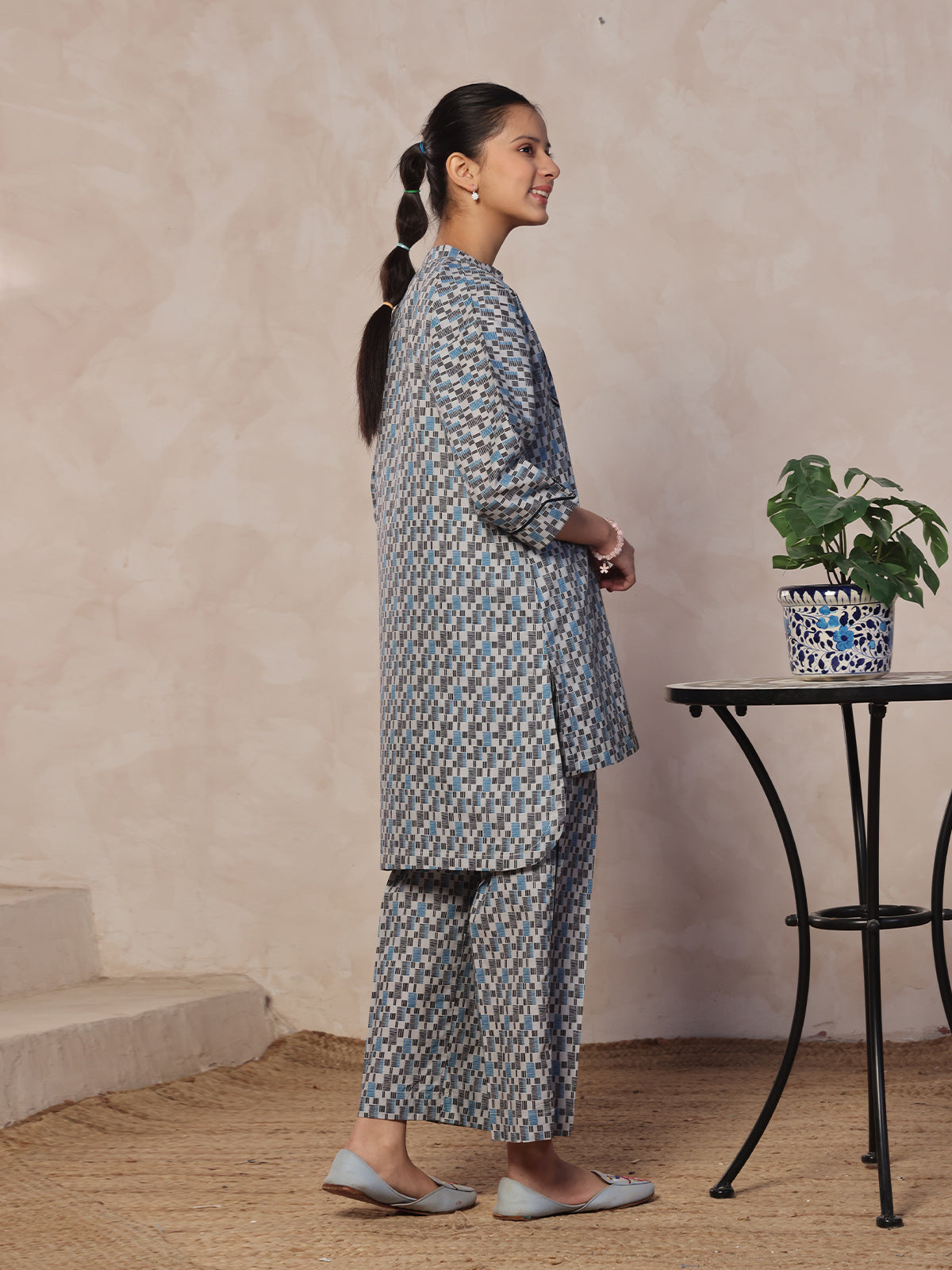 2Pc Embroidered Pret Shirt & Trouser Lawn Grey & Blue - OGE2P-2412058
