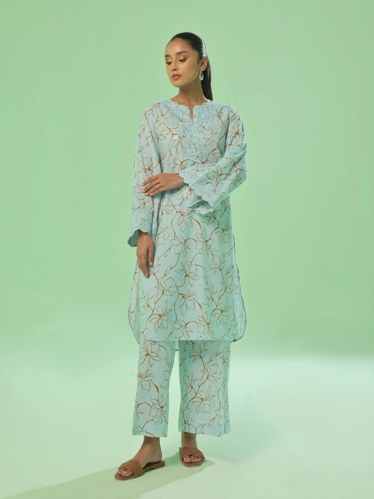 2Pc Embroidered Pret & Unstitched Shirt Trouser Lawn Ferozi