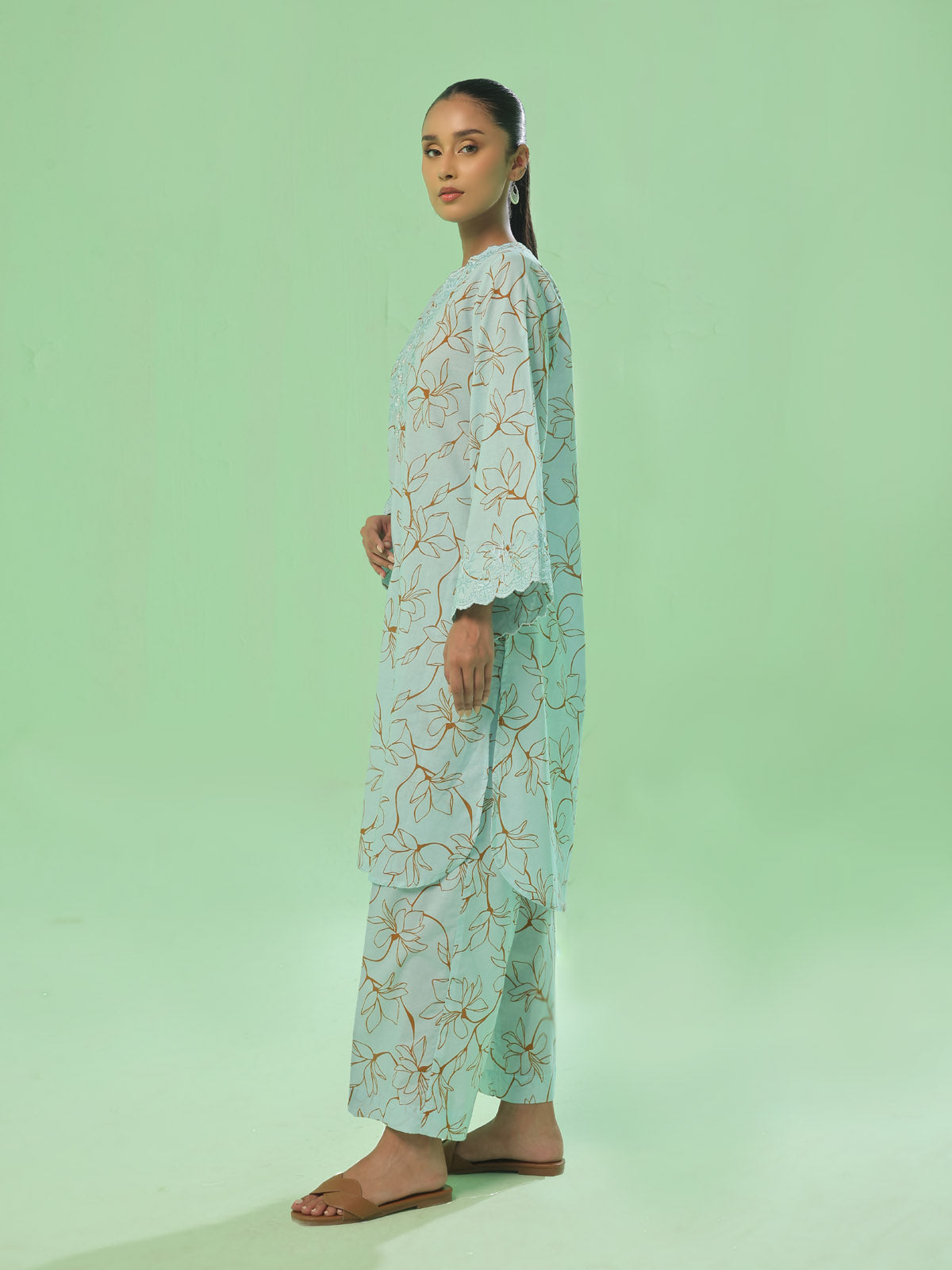2Pc Embroidered Unstitched Shirt Trouser Lawn Ferozi - OLE2PT-6387-A