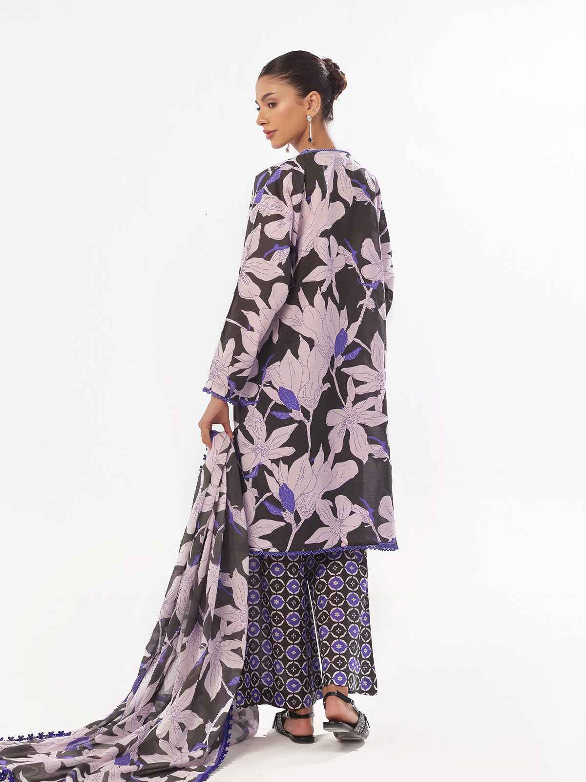 3Pc Printed Pret & Unstitched Suit Swiss Lawn Black & Blue