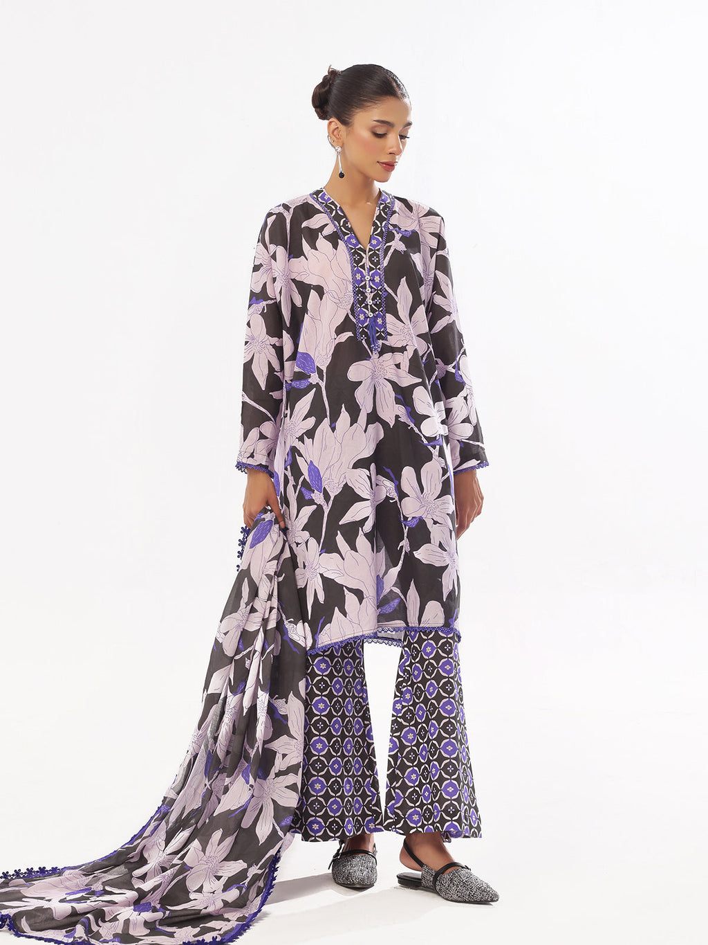 3Pc Printed Pret & Unstitched Suit Swiss Lawn Black & Blue