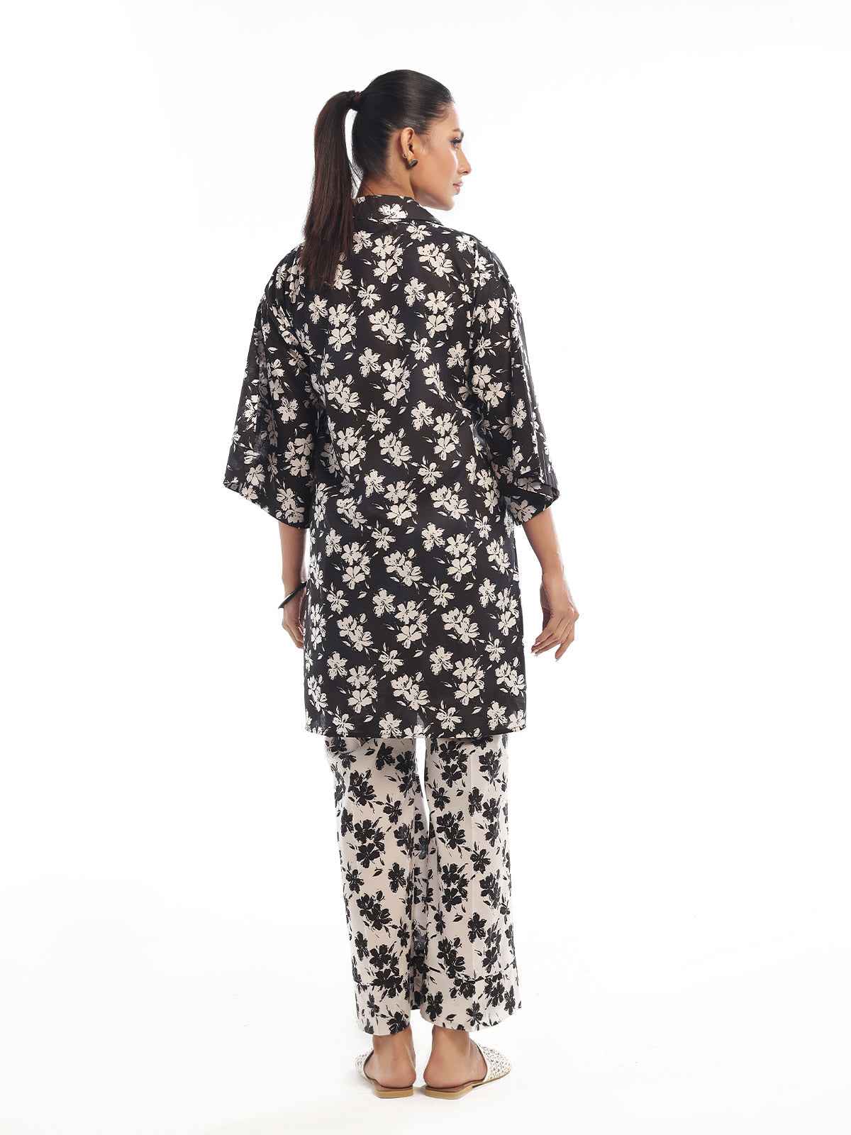 2Pc Printed Pret & unstitched Shirt Trouser Swiss Lawn Black