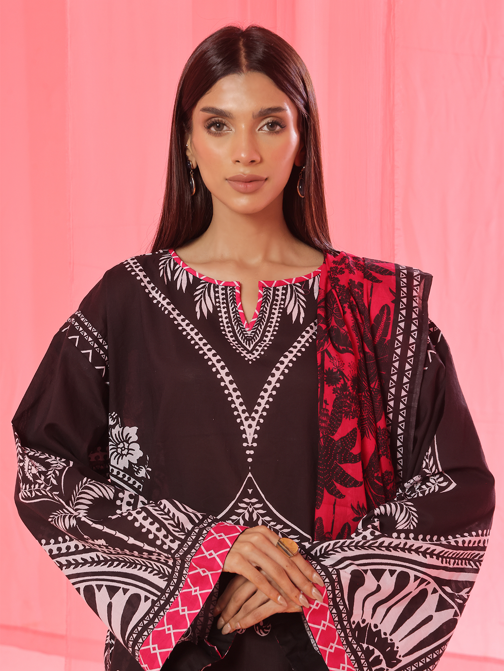 3PCs Printed Pret Suit Lawn Black - OW3P-2504001
