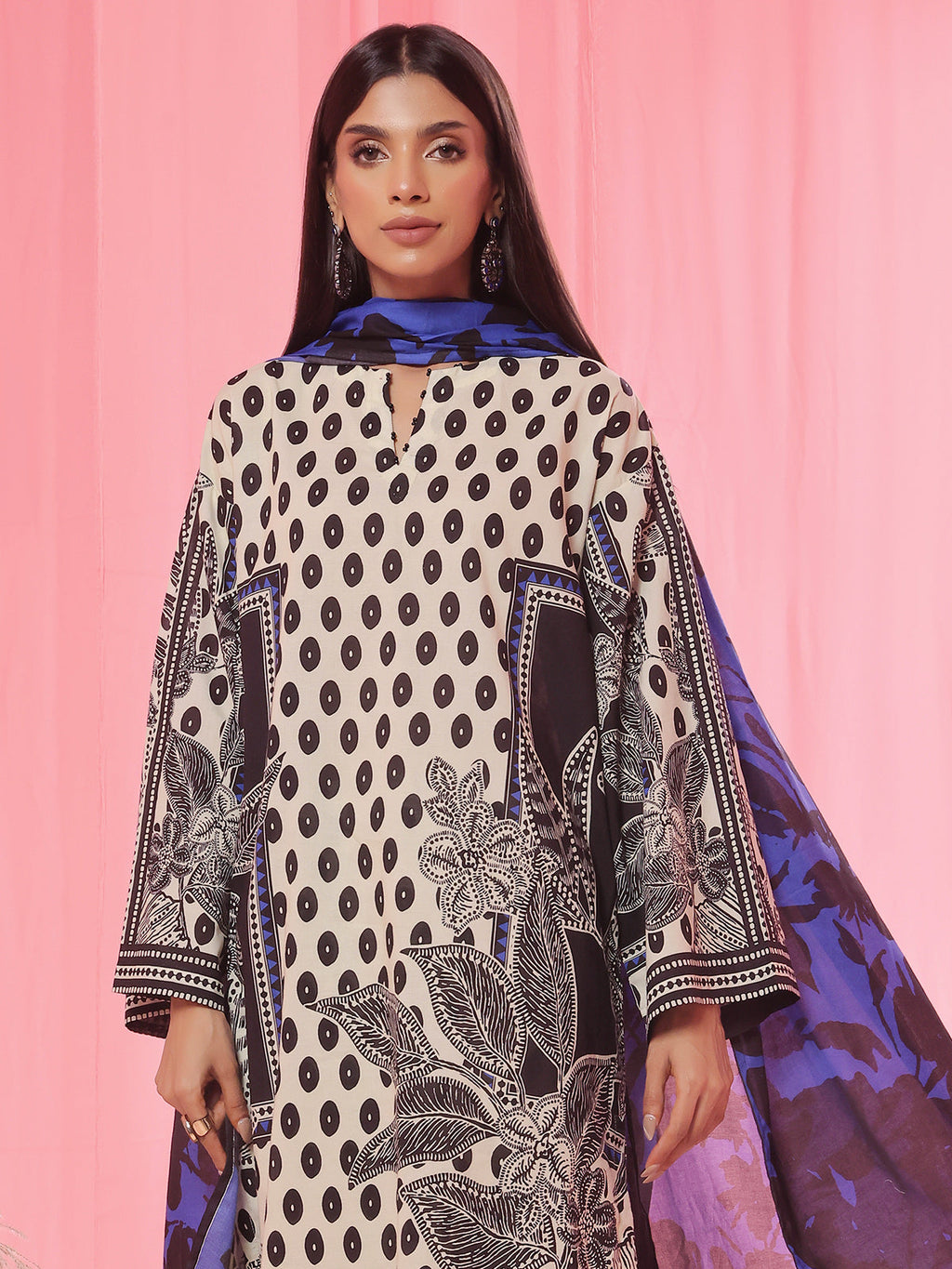 3PCs Printed Pret Suit Lawn Black - OW3P-2504002