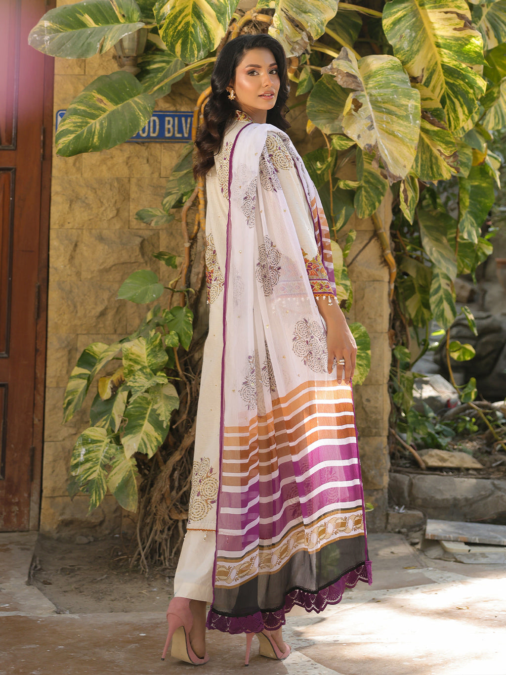 2Pc Embroidered Pret Shirt & Trouser Masoori Lawn Off White - OWE2P-2412024