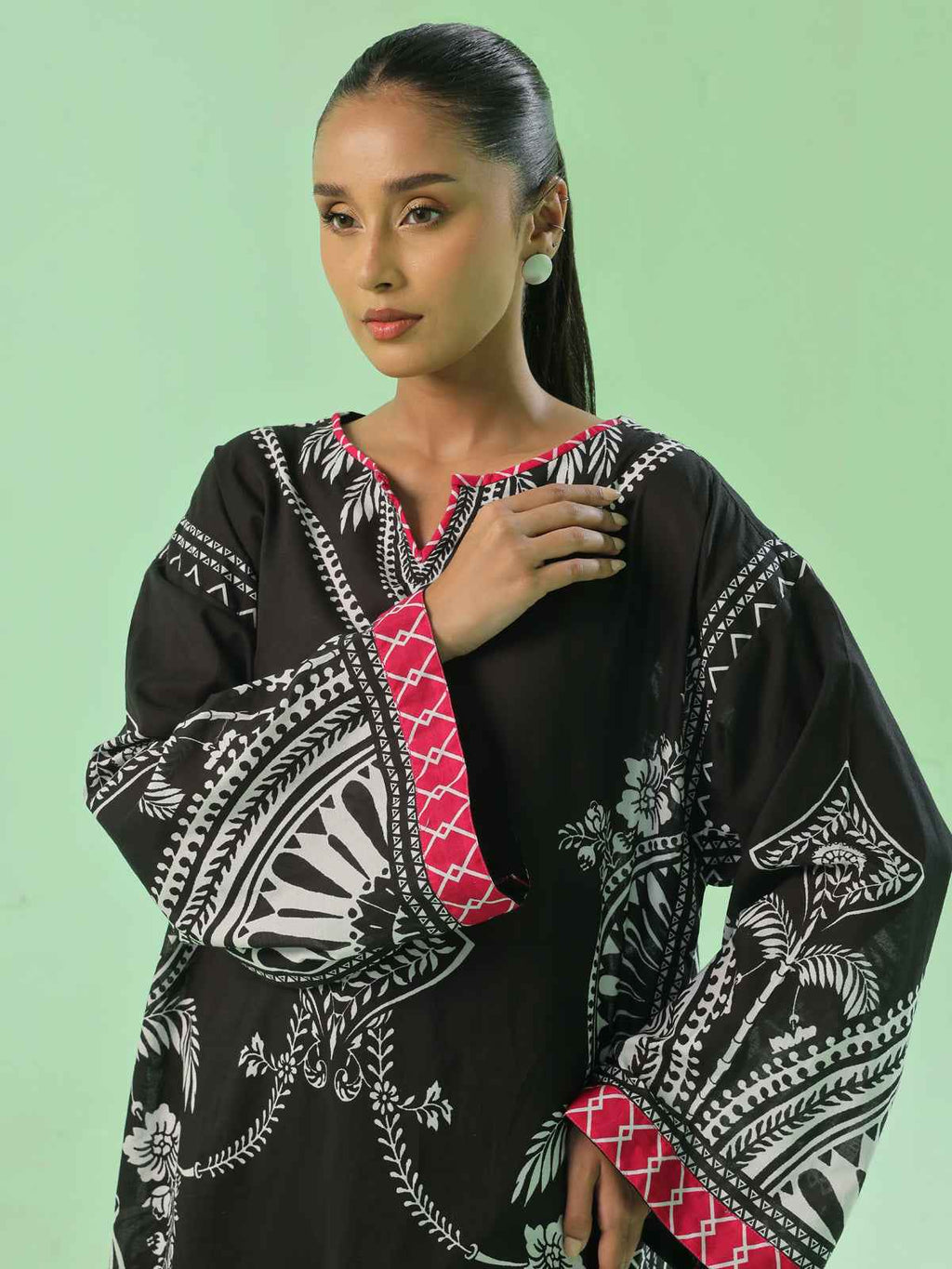 1PC Printed Pret & Unstitched Lawn Black