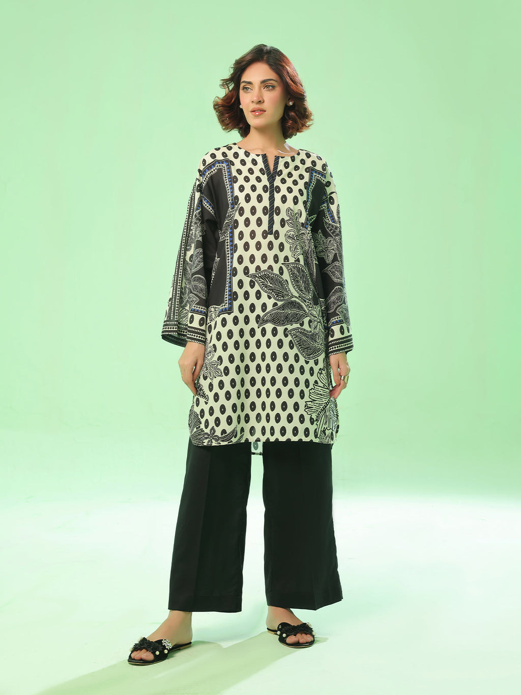 1PC Printed Pret Kurti Lawn Black - OWKT-2504015