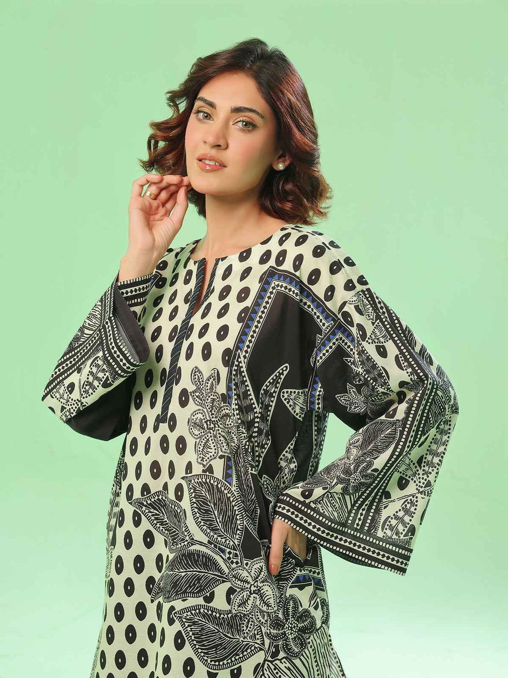 1PC Printed Pret & Unstitched Lawn Black