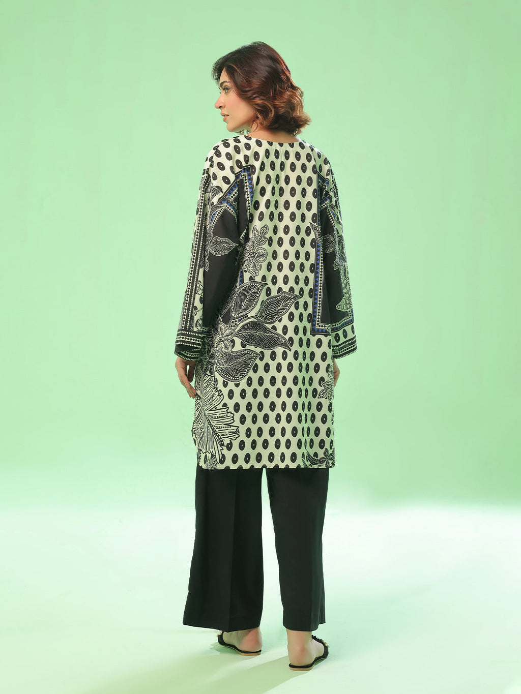 1PC Printed Pret Kurti Lawn Black - OWKT-2504015