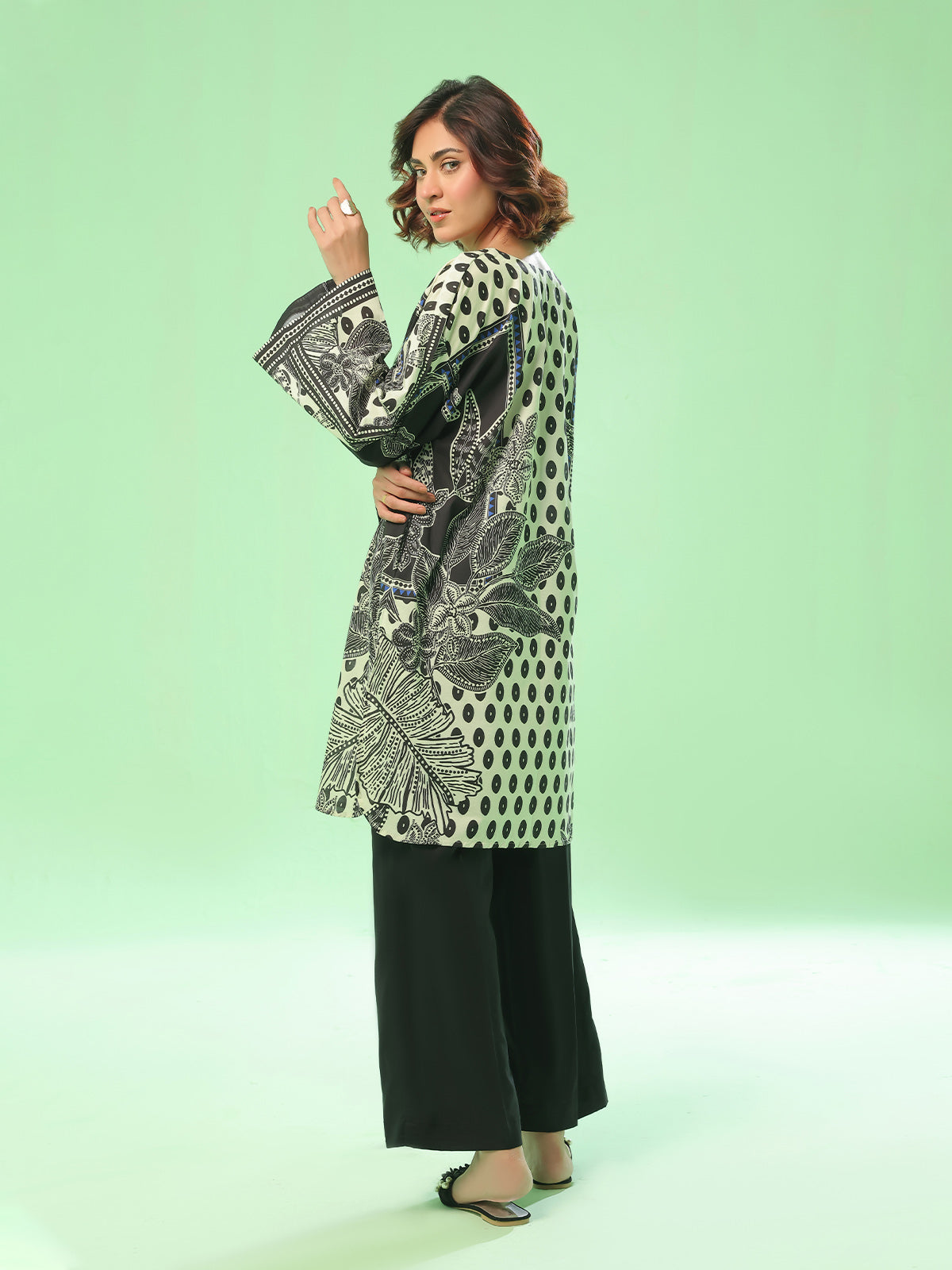 1PC Printed Unstitched Kurti Lawn Black - OLK-6363-A
