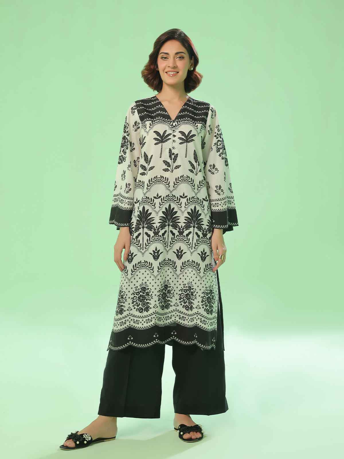 1PC Printed Pret & Unstitched Lawn Black